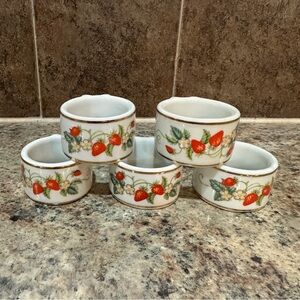 5 Vintage Avon Porcelain 1978 Strawberry Napkin Rings With Gold Trim